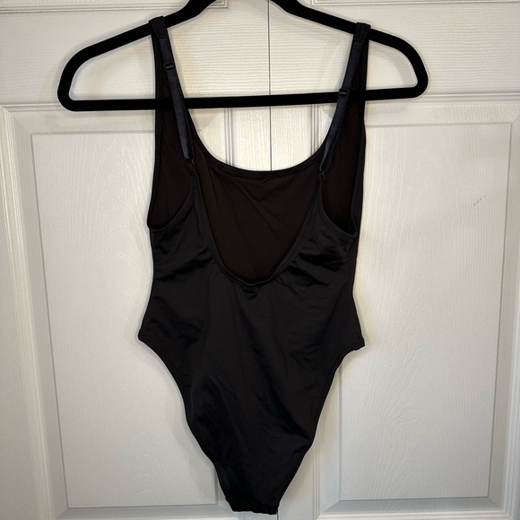 SKIMS Recycled Swim Scoop neck one piece Onyx 2X - Picture 9 of 10
